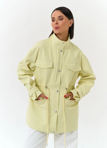 Женская ветровка с воротником стойкой Женская ветровка с воротником стойкой