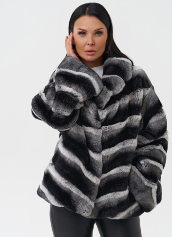 Женская шуба из меха кролика