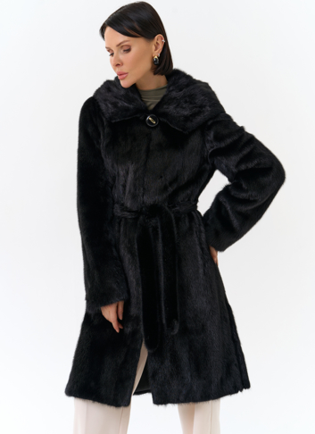 Норковая шуба с капюшоном и поясом черного цвета