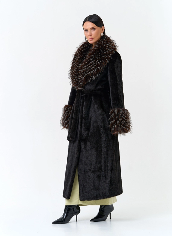 Женская шуба из эко меха фото