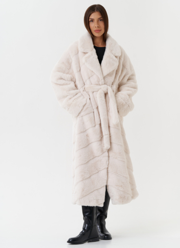 Шуба из эко меха с поясом