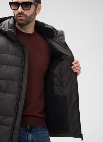 Мужской пуховик с капюшоном 