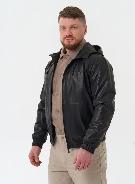 Мужская куртка из натуральной кожи с капюшоном