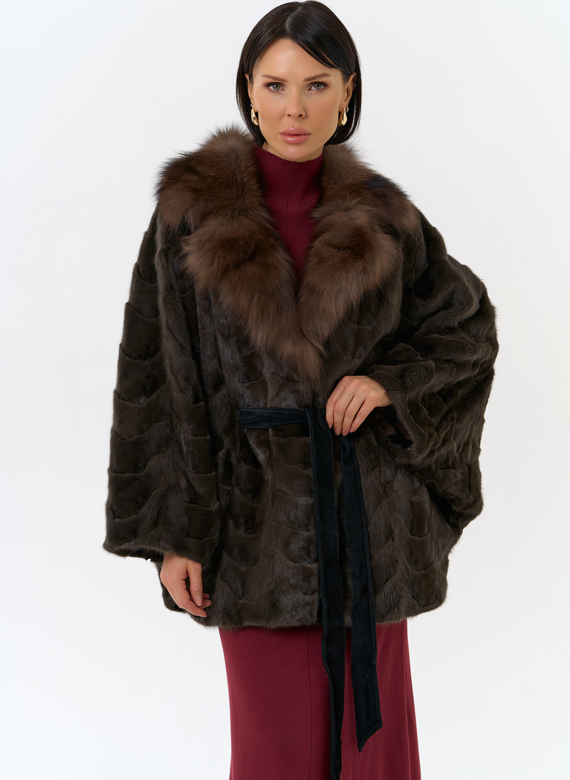 Шуба из меха норки с воротником из меха лисы