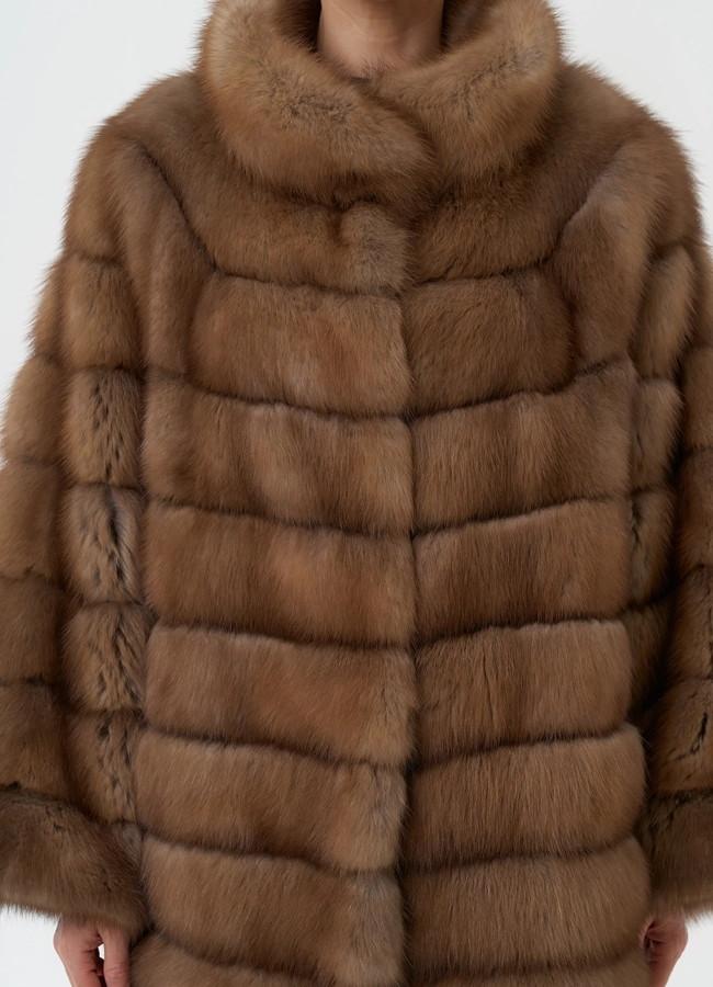 Шуба из куницы с воротником стойка модель № 30477 универмаг малина фото