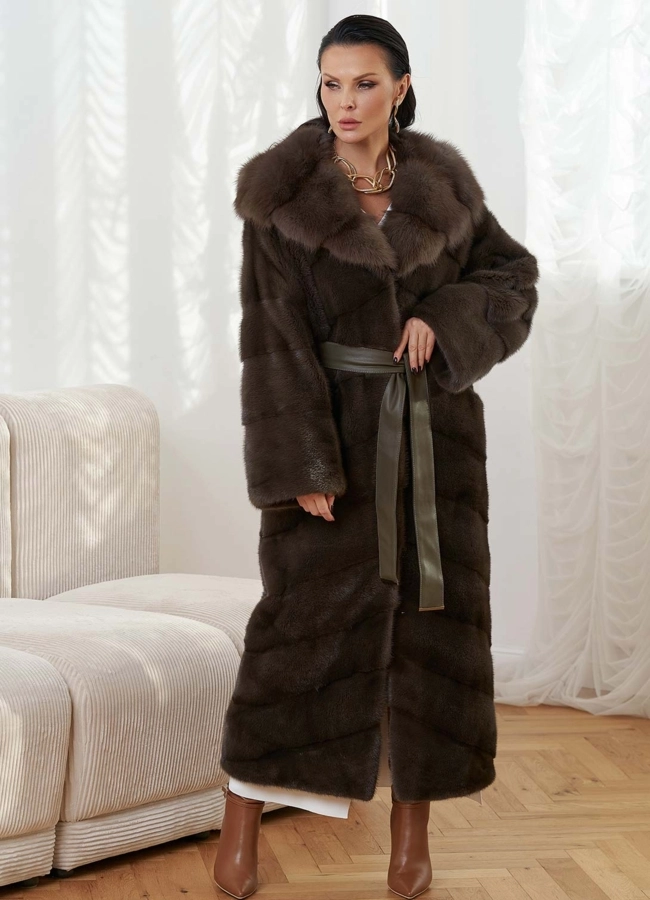 фото Норковая шуба с отделкой из меха куницы модель № 28667 фото