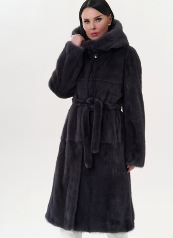 Шуба из норки с капюшоном