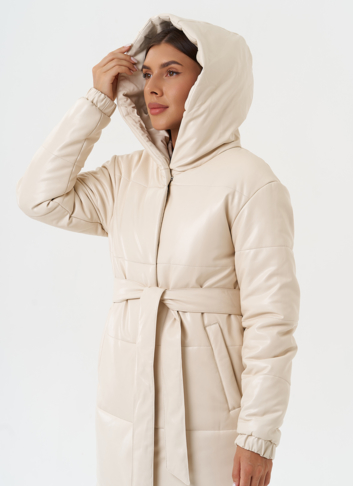 Пуховик из эко кожи с капюшоном