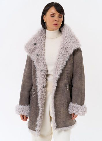 Женская двухсторонняя дубленка с воротником стойкой